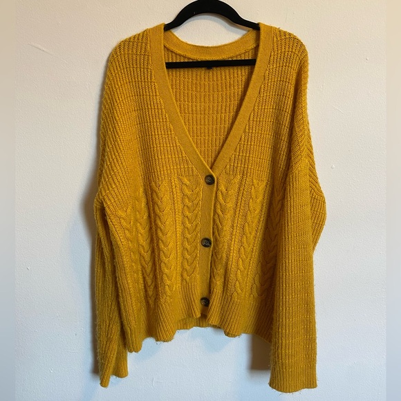 Splendid Chunky Knit Oversized Cardigan - Picture 3 of 6